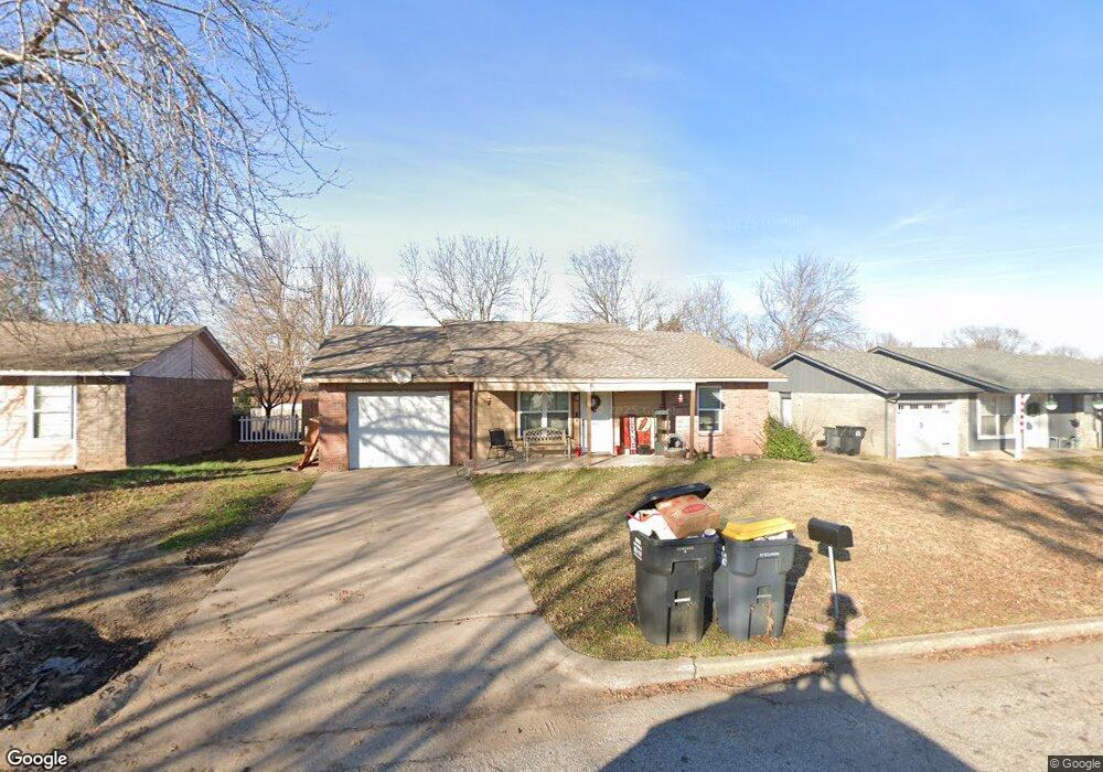 1079 E 144th St, Glenpool, OK 74033 - photo 1