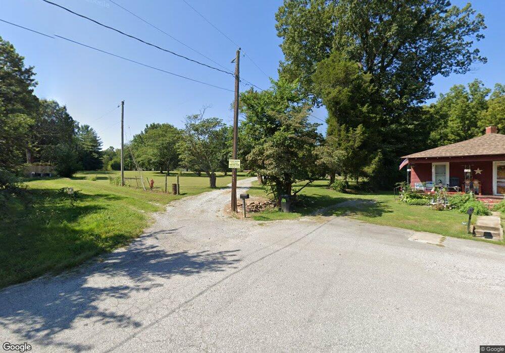 1125 Hazel St, Harrisburg, IL 62946 - photo 1