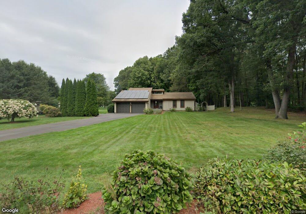 1581 Orchard Rd, Berlin, CT 06037 - photo 1