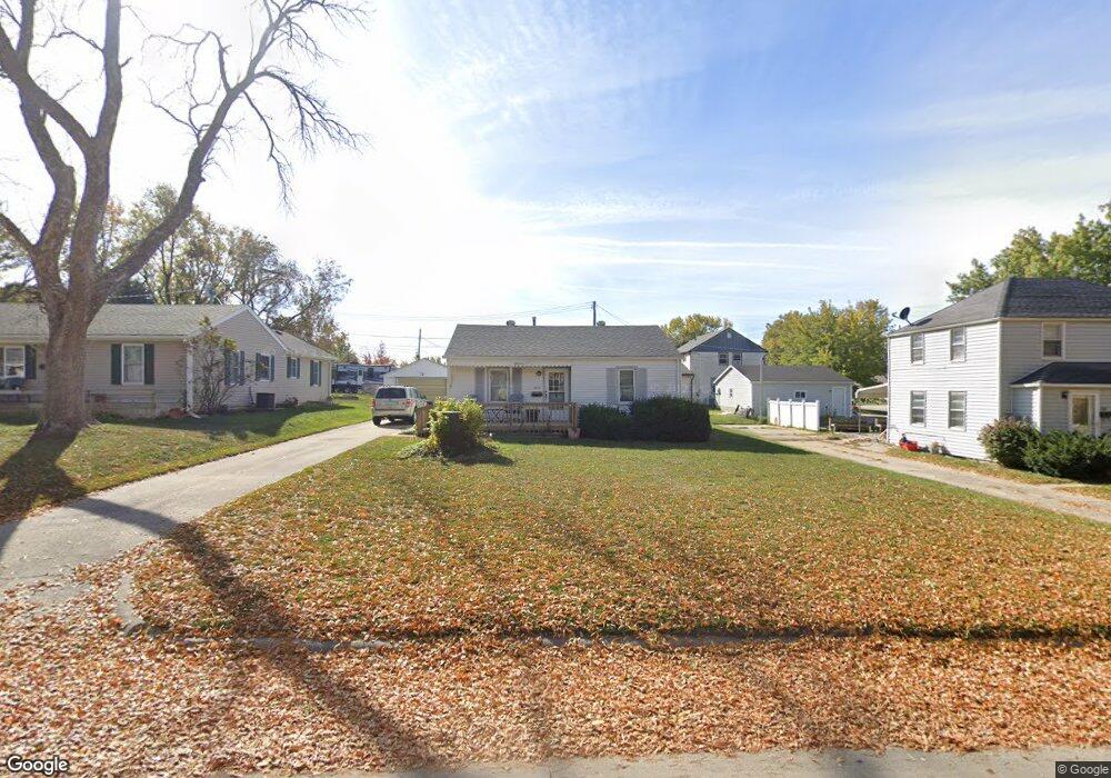 2003 S 3rd Ave E, Newton, IA 50208 - photo 1