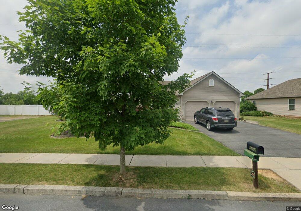 1224 Shiloh Rd, Allentown, PA 18106 - photo 1