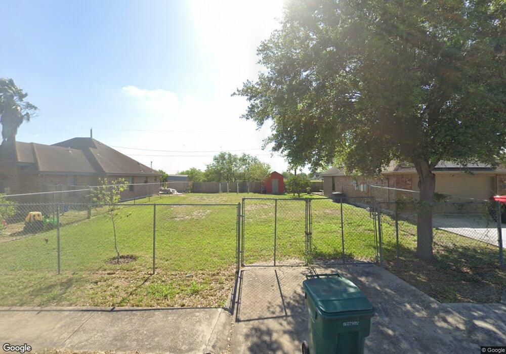 2114 N Days Cir, Pharr, TX 78577 - photo 1