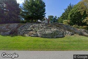 39 Brenton Rd, Newport, RI 02840