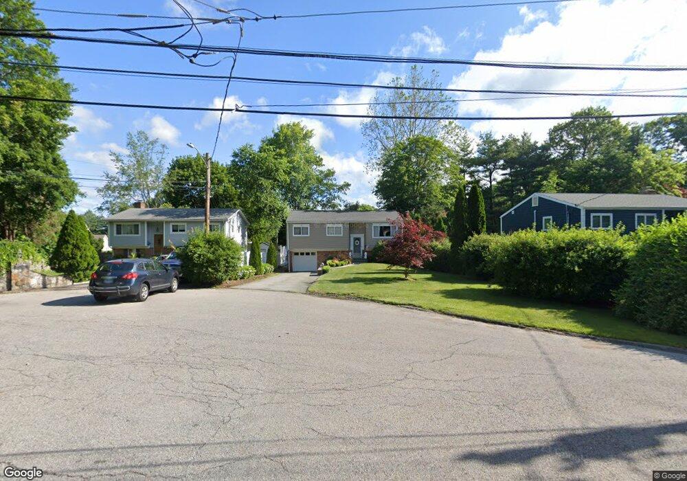 17 Saxon Ct, Stamford, CT 06905 - photo 1