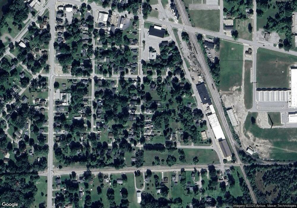 221 S Sheridan St, Vassar, MI 48768 - photo 1