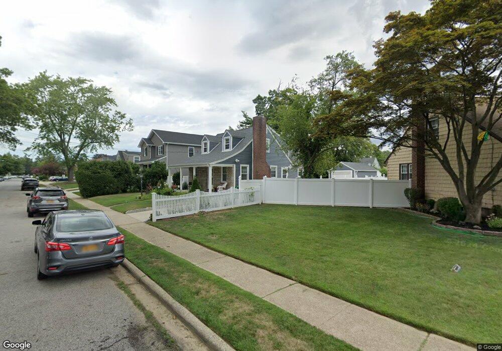 873 Monroe St, West Hempstead, NY 11552 - photo 1