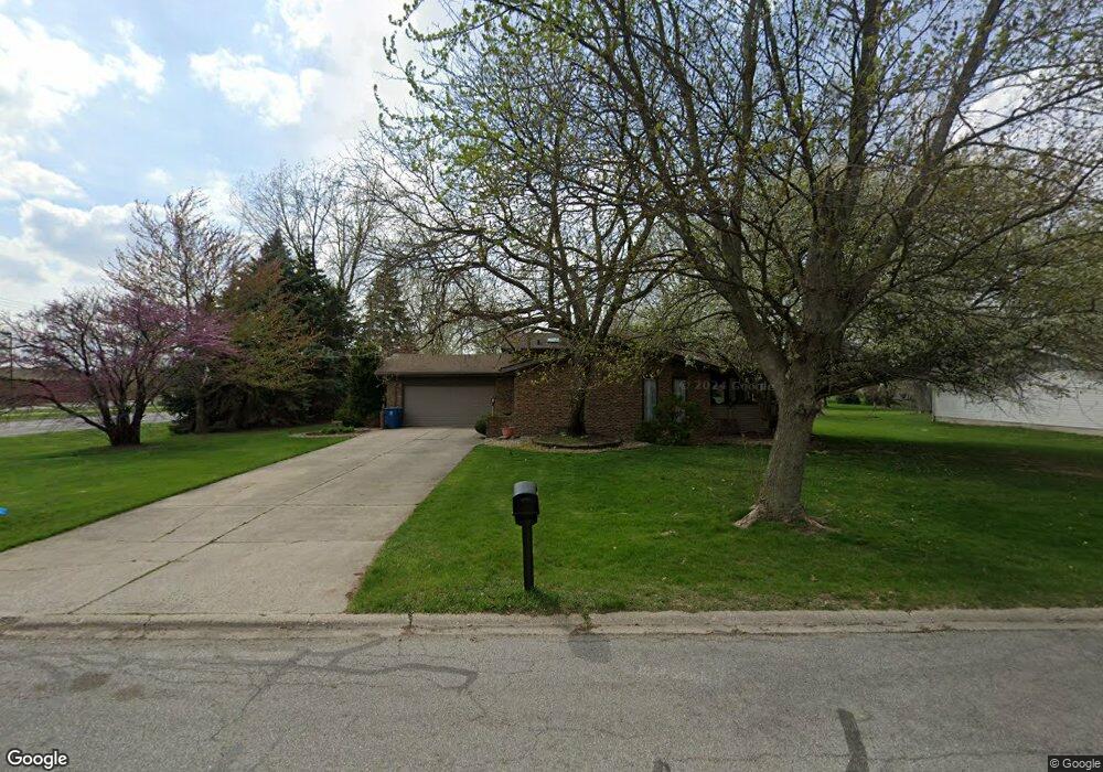 9260 Schafer Dr, Saint John, IN 46373 - photo 1