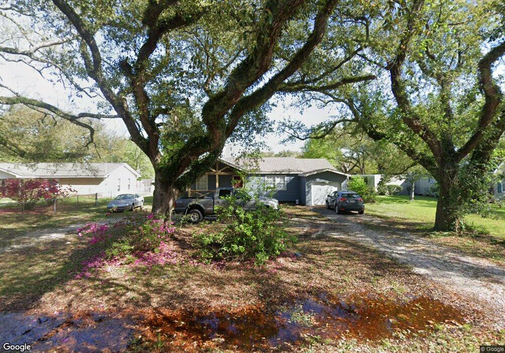 142 W Oak Ln, Lake Charles, LA 70605 - photo 1