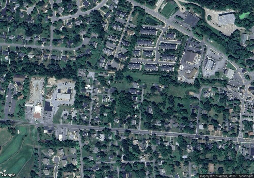 201 N 28th St, Purcellville, VA 20132 - photo 1