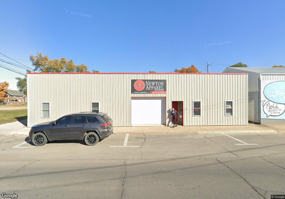 112 E 4th St N, Newton, IA 50208 - photo 1