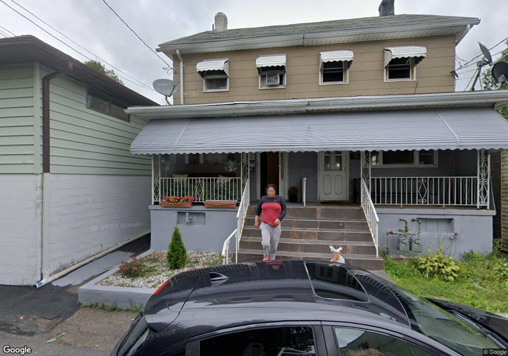 740 N Manhattan Ct, Hazleton, PA 18201 - photo 1