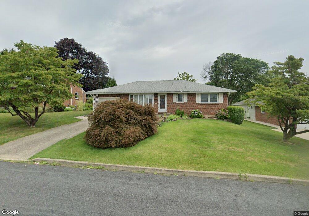 3320 S 3rd St, Whitehall, PA 18052 - photo 1