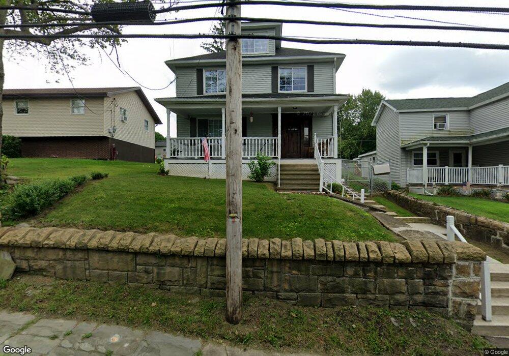 717 1/2 N Valley Ave, Olyphant, PA 18447 - photo 1