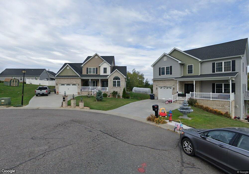 698 Starlight Ct, Harrisonburg, VA 22801 - photo 1