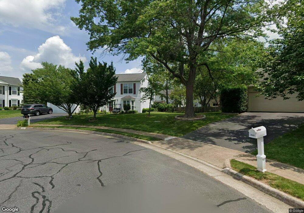 8563 Yohr Ct, Manassas, VA 20110 - photo 1