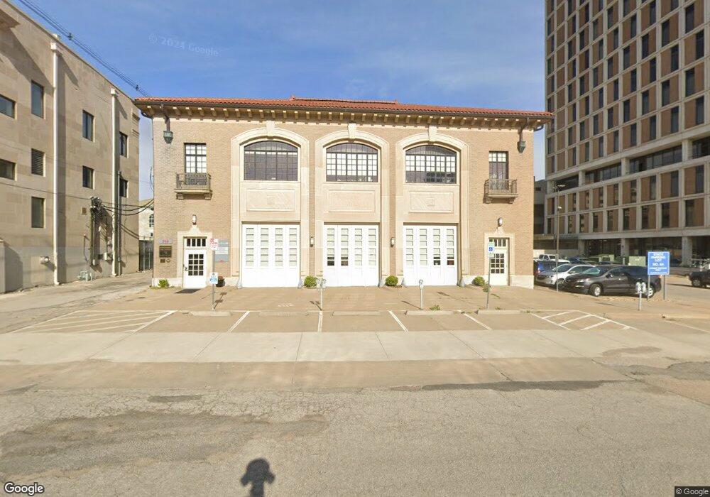 719 SW Van Buren St, Topeka, KS 66603 - photo 1