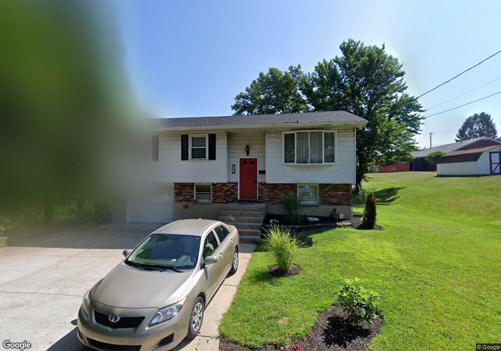 863 Garibaldi Ct, Hazleton, PA 18201 - photo 1