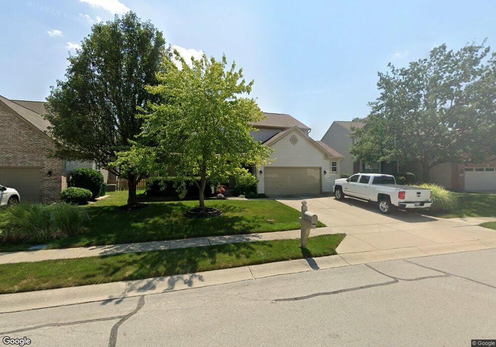 10175 Bootham Close, Fishers, IN 46038 - photo 1