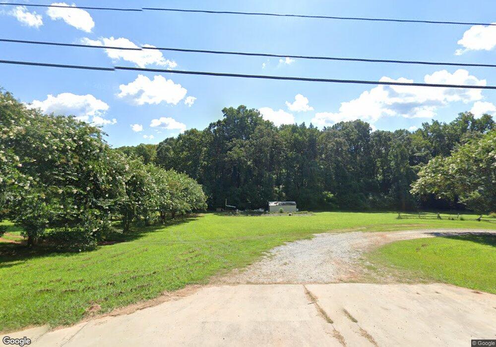 362 Traynham Rd, Commerce, GA 30529 - photo 1