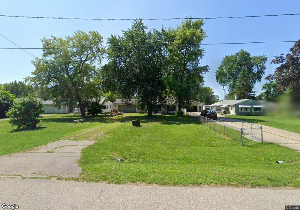 2136 Noble Ave, Flint, MI 48532 - photo 1