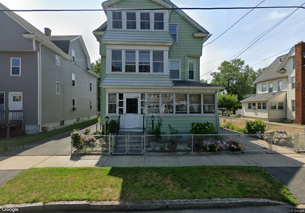 518 Springfield St, Chicopee, MA 01013 - photo 1