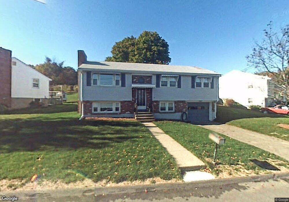 84 Phillips Cir, Waltham, MA 02452 - photo 1