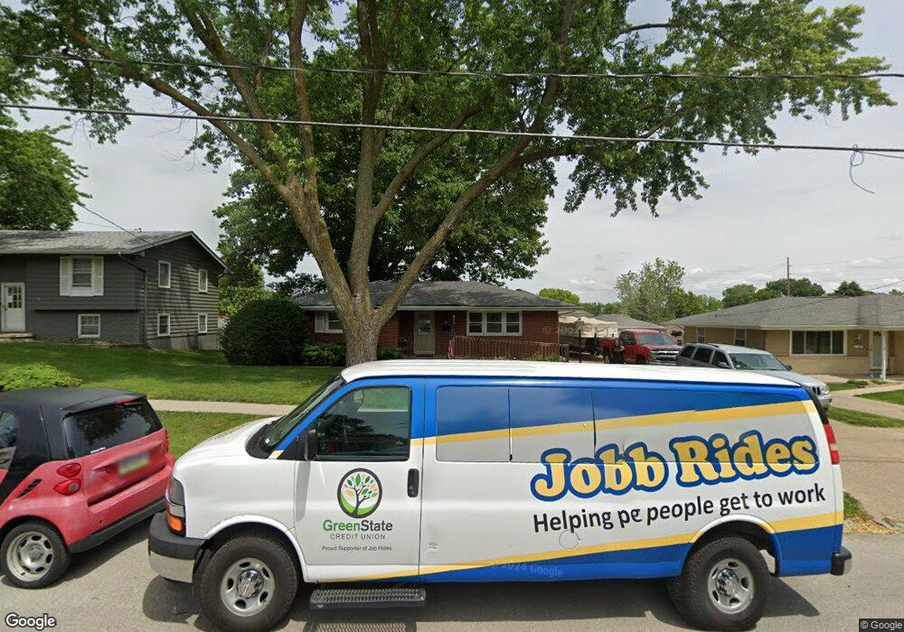 2808 Hull Ave, Des Moines, IA 50317 - photo 1