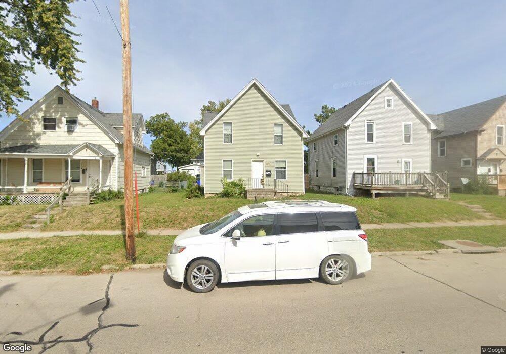 370 8th Ave SW, Cedar Rapids, IA 52404 - photo 1