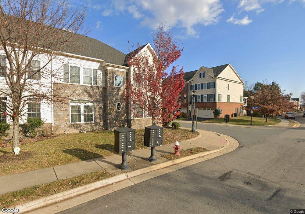 42593 Offenham Terrace, Chantilly, VA 20152 - photo 1