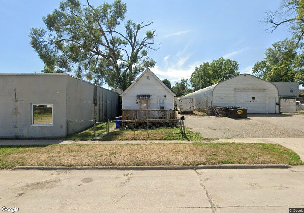 927 14th Ave SW, Cedar Rapids, IA 52404 - photo 1