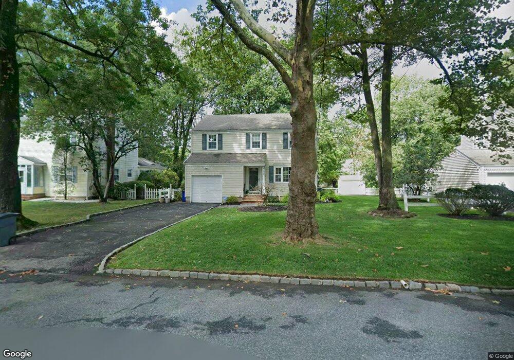 19 Wellington Rd, Livingston, NJ 07039 - photo 1