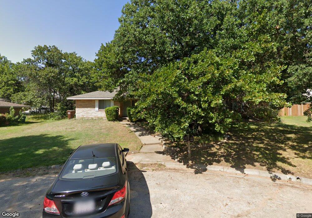 2204 Canterbury Ct, Denton, TX 76205 - photo 1