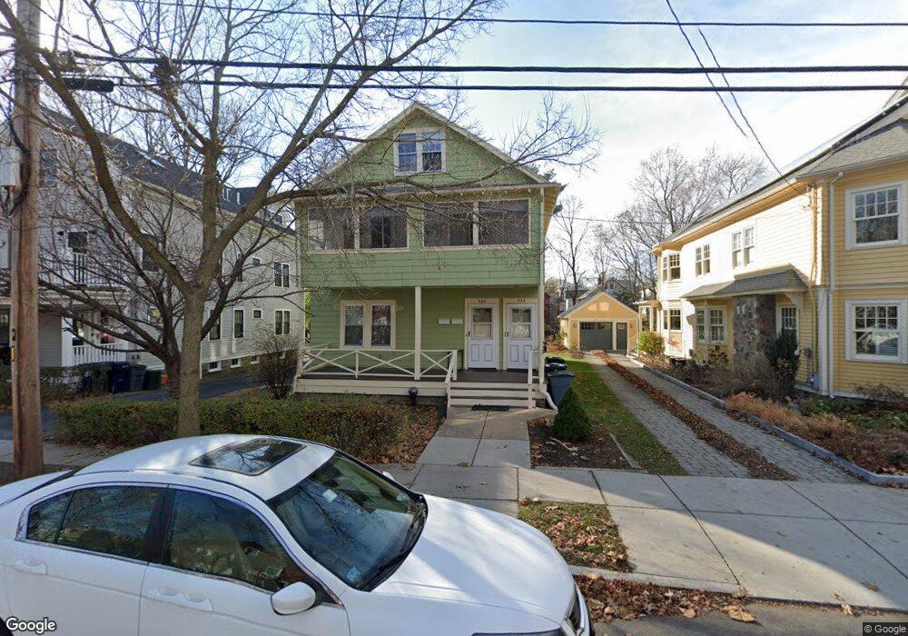 222 Lake View Ave unit 1, Cambridge, MA 02138 - photo 1