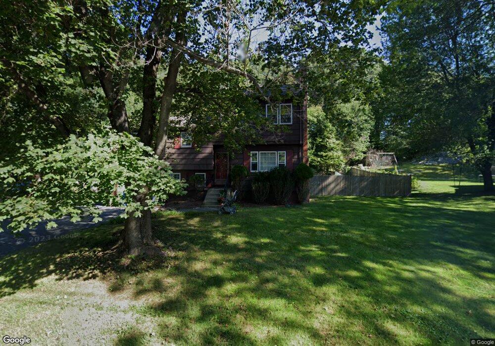 24 Appleyard Ln, Holliston, MA 01746 - photo 1