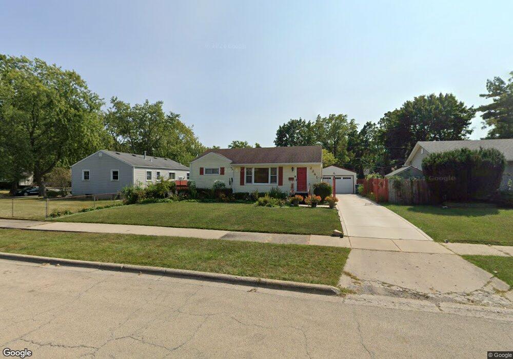 2241 Sequoit Rd, Waukegan, IL 60087 - photo 1