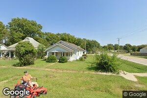 302 N Pine St, Moline, KS 67353