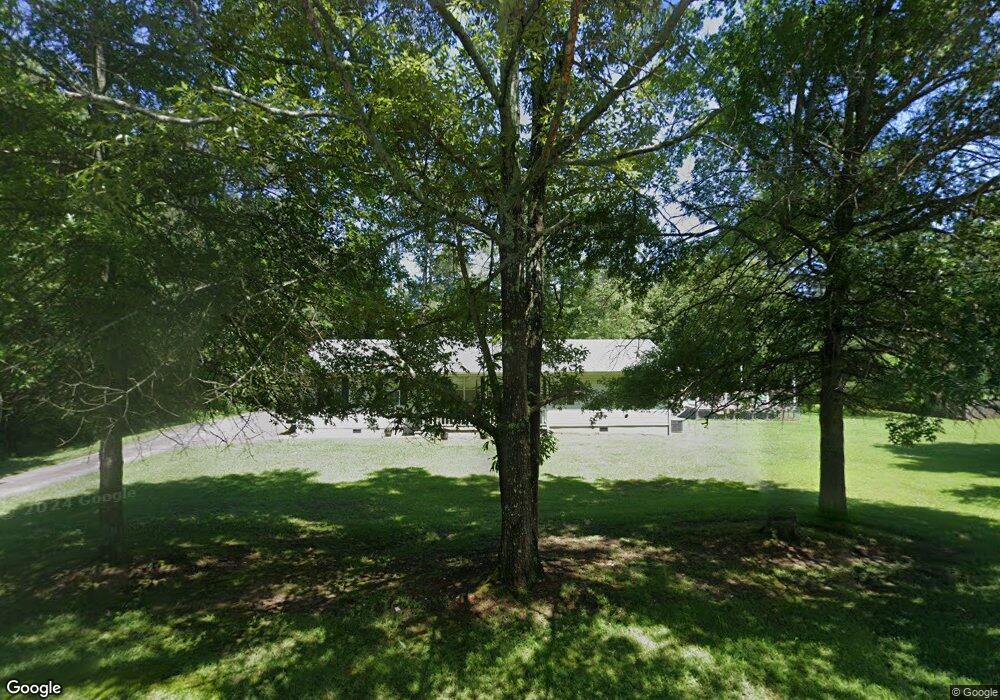 319 Owens Cir NE, Calhoun, GA 30701 - photo 1