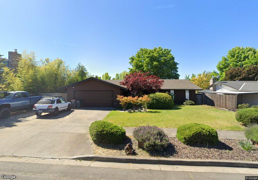 2350 Amaryllis Ave, Medford, OR 97504 - photo 1