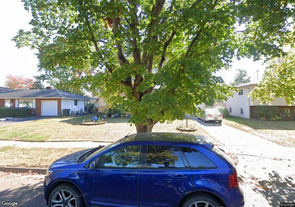 5344 Hazelwood Rd, Columbus, OH 43229 - photo 1