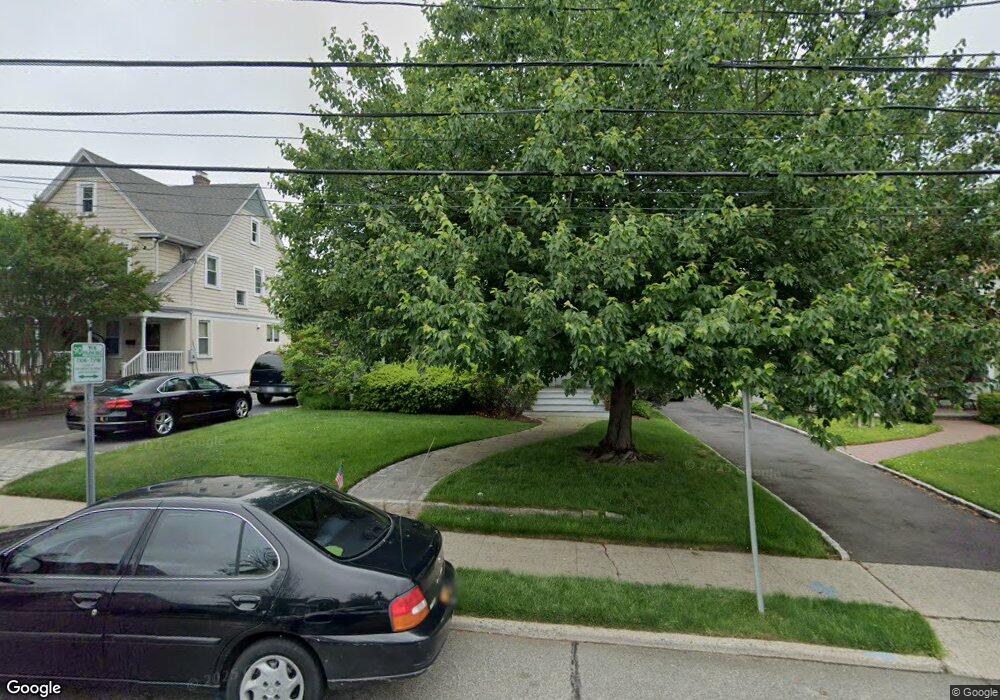 57 Andrew St, Manhasset, NY 11030 - photo 1