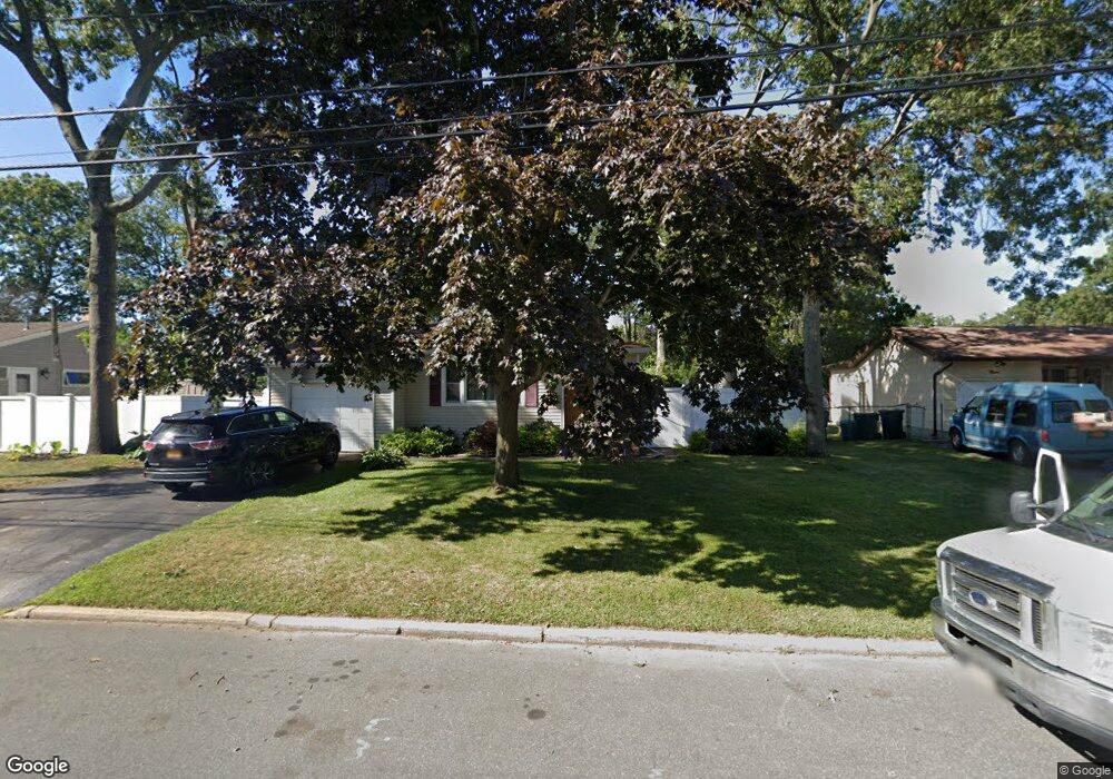 5 44th St, Islip, NY 11751 - photo 1