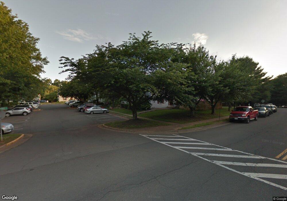 724 Pine Tree Ct, Warrenton, VA 20186 - photo 1