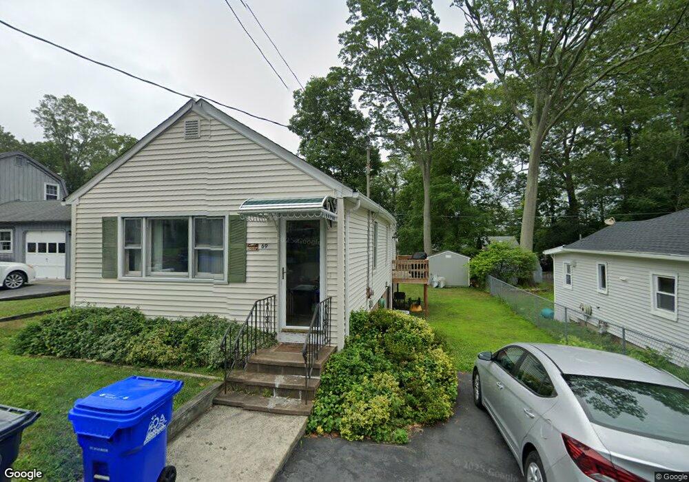 69 Waverly Park Rd, Branford, CT 06405 - photo 1