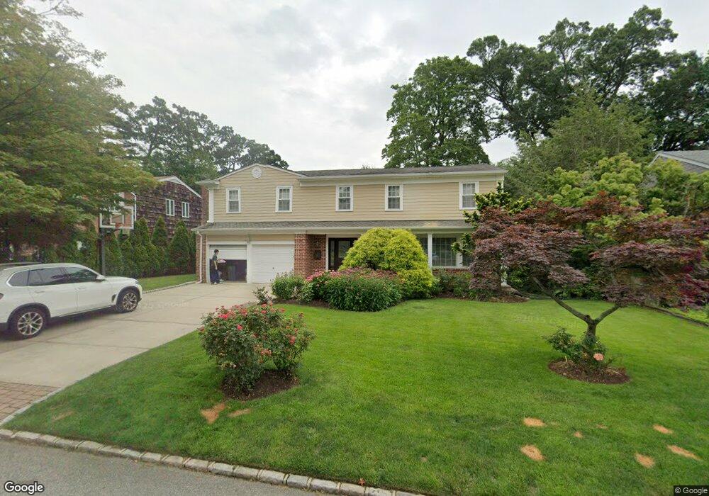 36 Colony Ln, Manhasset, NY 11030 - photo 1