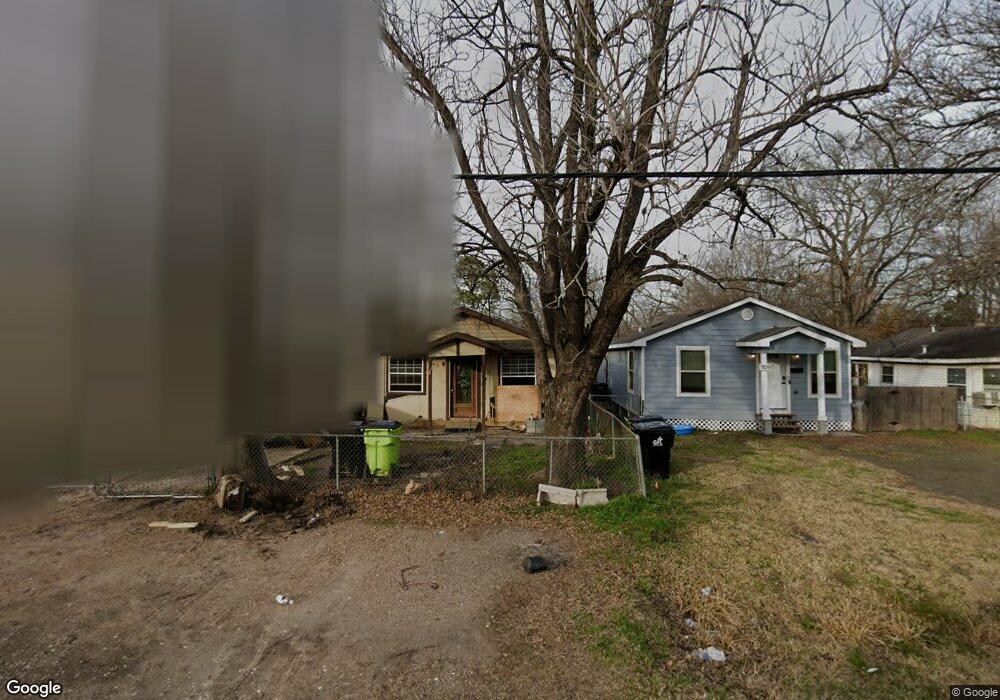 1105 Walnut Ave, Rosenberg, TX 77471 - photo 1