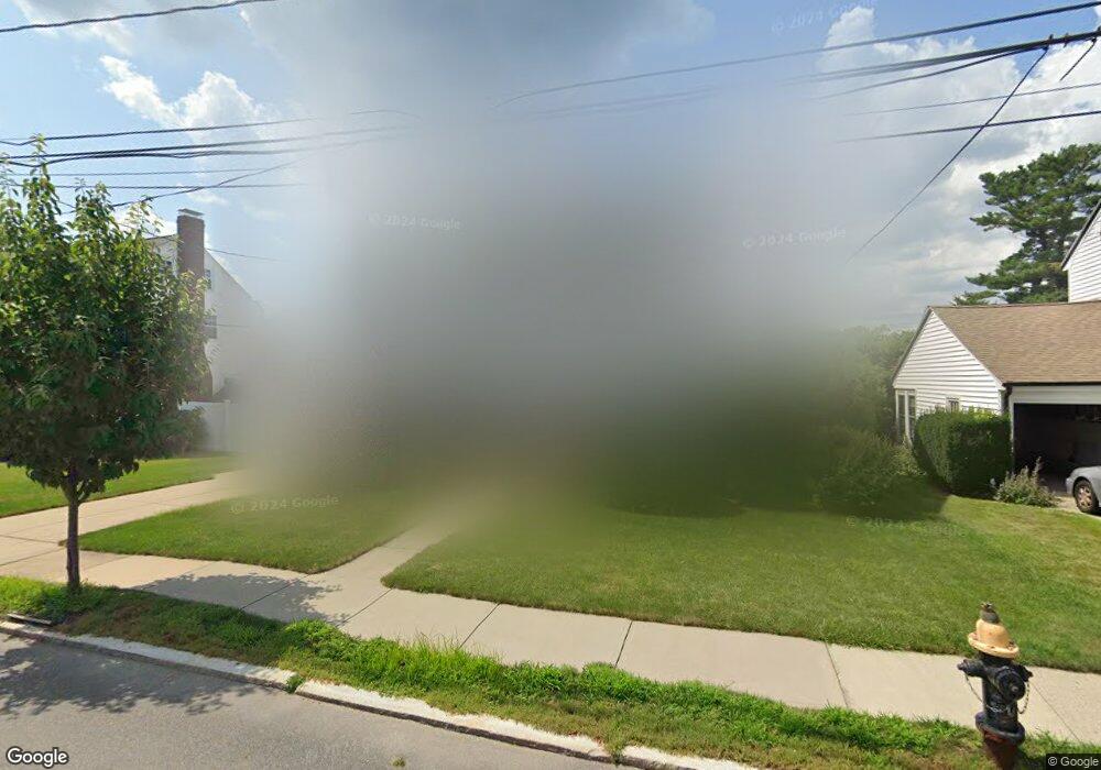 7 Myles Standish Rd, West Roxbury, MA 02132 - photo 1