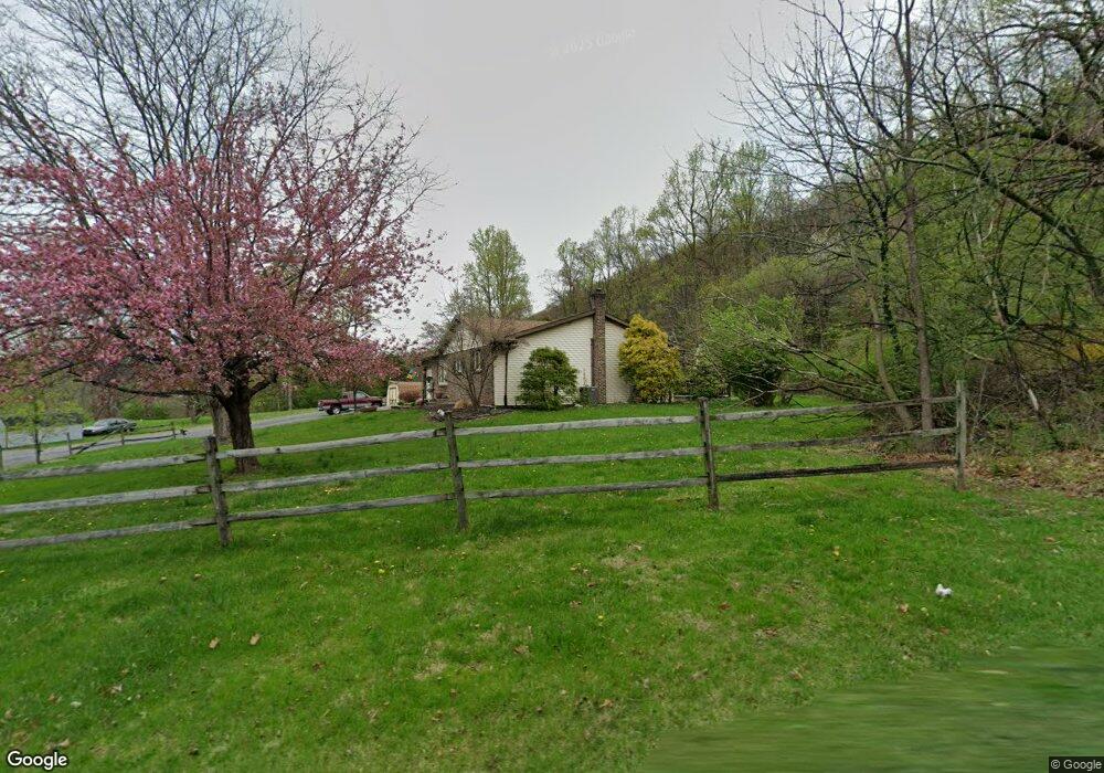 2015 Mcknights Gap Rd, Reading, PA 19604 - photo 1