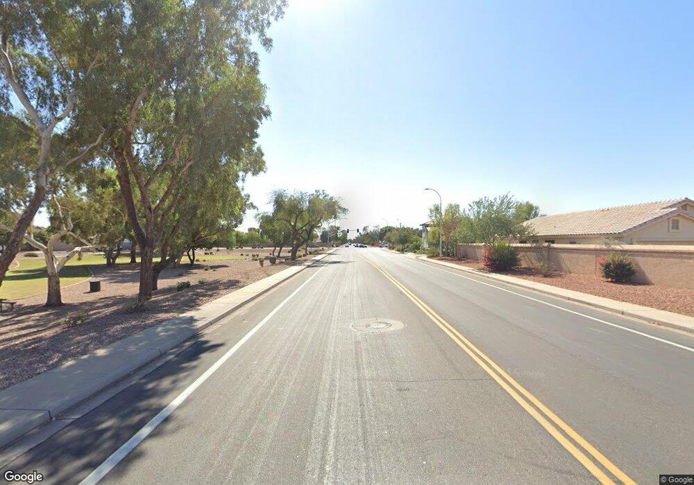 1068 N Arrowhead Dr, Chandler, AZ 85224 - photo 1