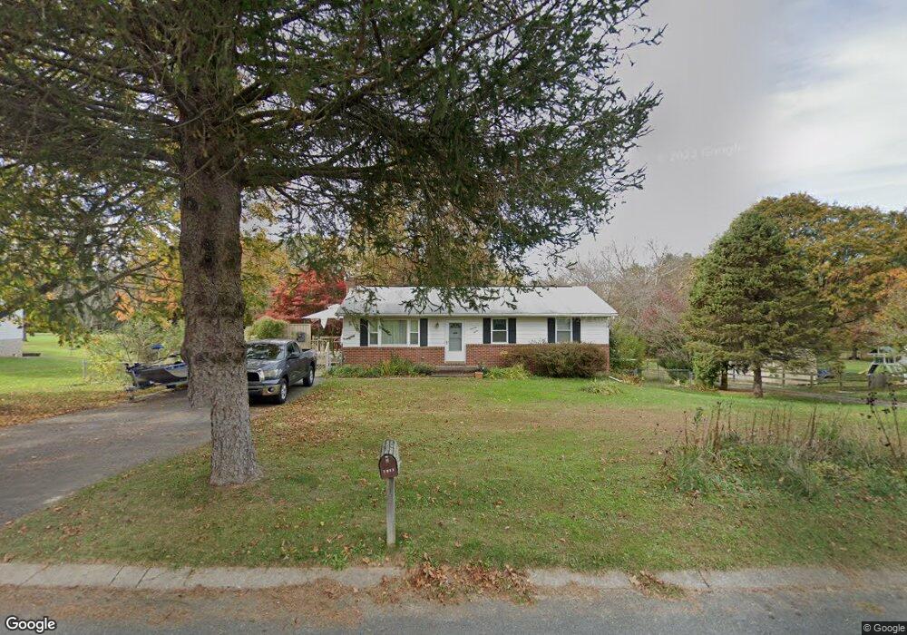 7012 Carmae Rd, Sykesville, MD 21784 - photo 1