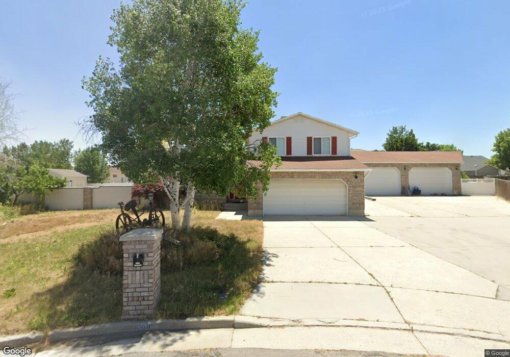 10085 Bagpiper Cir, South Jordan, UT 84095 - photo 1